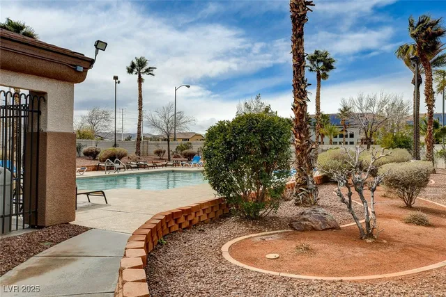 $1,700 | 10164 Tree Bark Street, Las Vegas, NV 89183