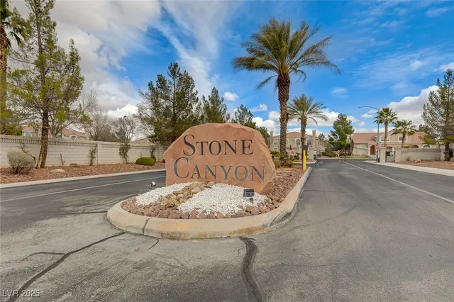 $1,700 | 10164 Tree Bark Street, Las Vegas, NV 89183