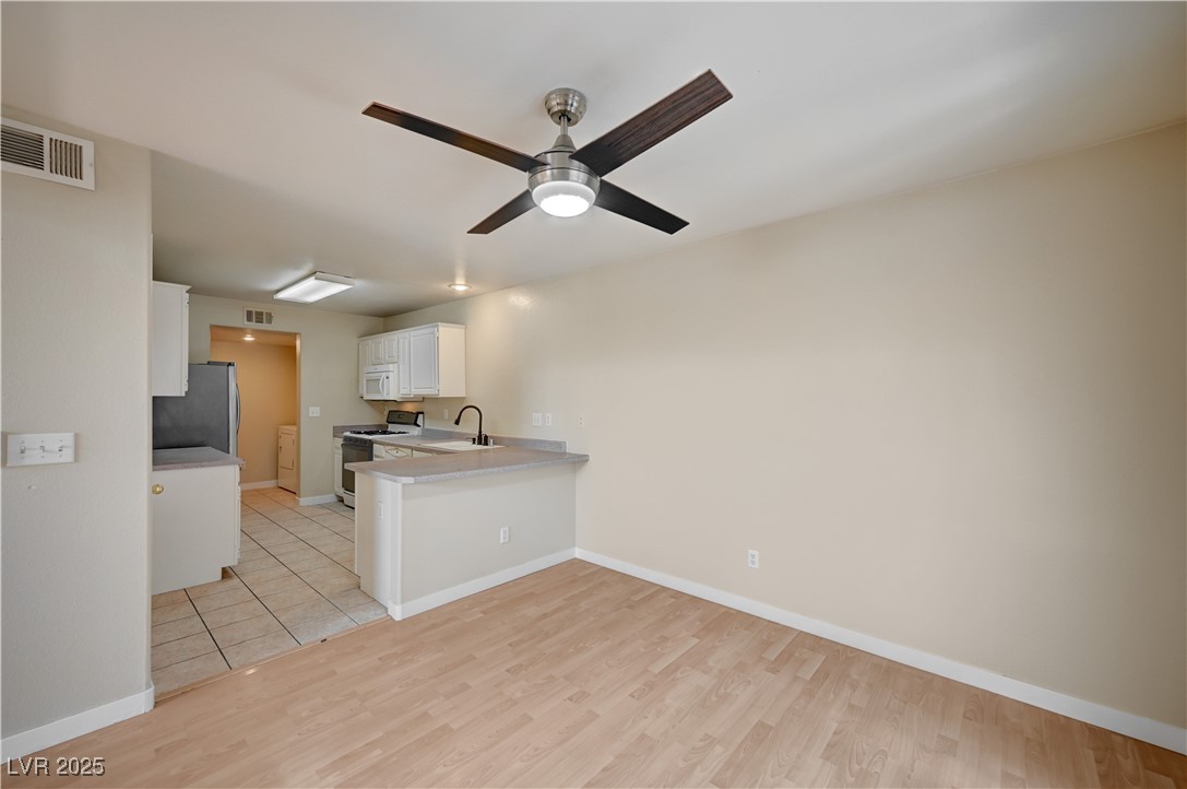 10164 Tree Bark Street Las Vegas, NV 89183 - Photo 9 of 46