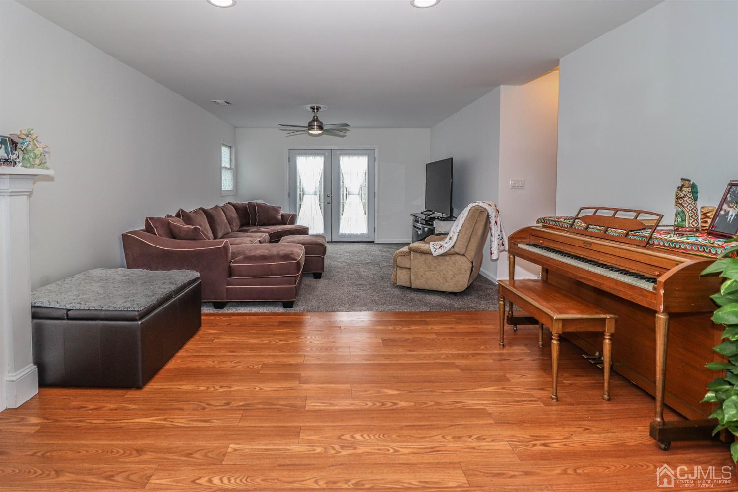 10 Matson Road Edison, NJ 08817 - Photo 8 of 40 a living room with furniture and a pool table