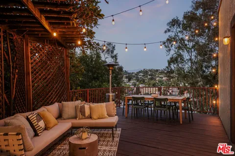 $1,950,000 | 3409 Winslow Drive, Los Angeles, CA 90026