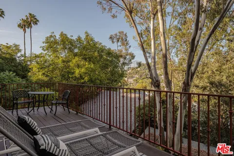 $1,950,000 | 3409 Winslow Drive, Los Angeles, CA 90026