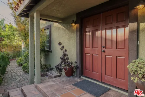 $1,950,000 | 3409 Winslow Drive, Los Angeles, CA 90026