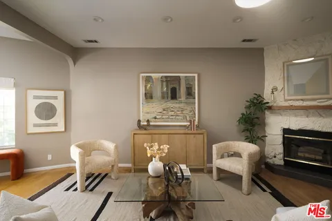 $1,950,000 | 3409 Winslow Drive, Los Angeles, CA 90026