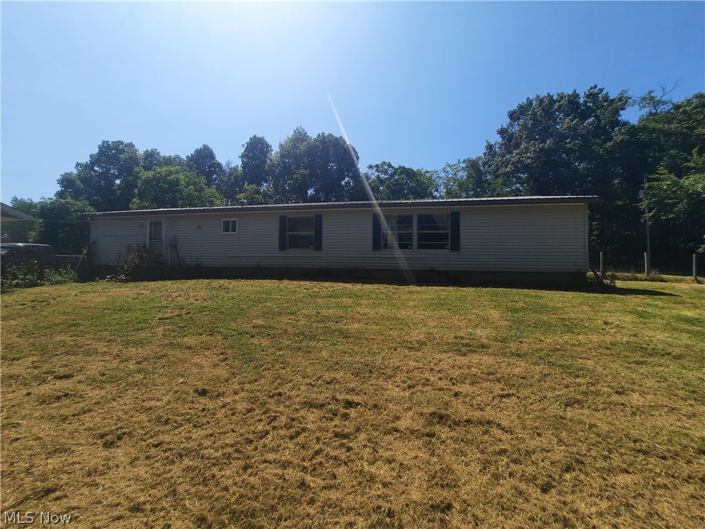 8664 Porter Run Road Roseville, OH 43777 - Photo 2 of 26 Gallery Image 2
