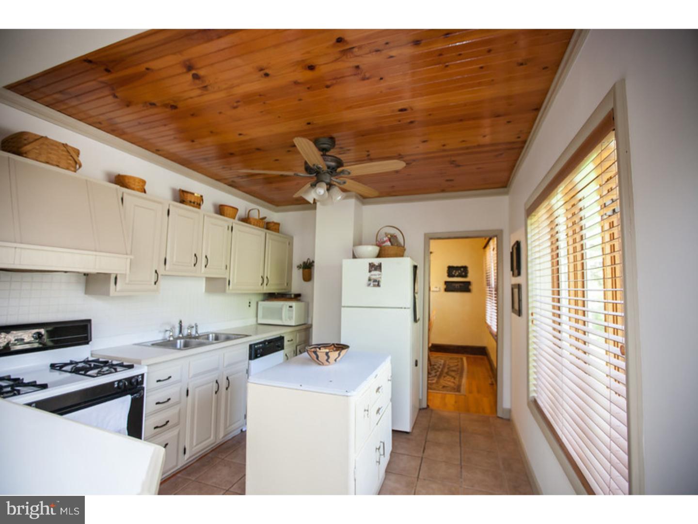 19 Naylor Avenue Clementon, NJ 08021 - Photo 10 of 24 Gallery Image 10