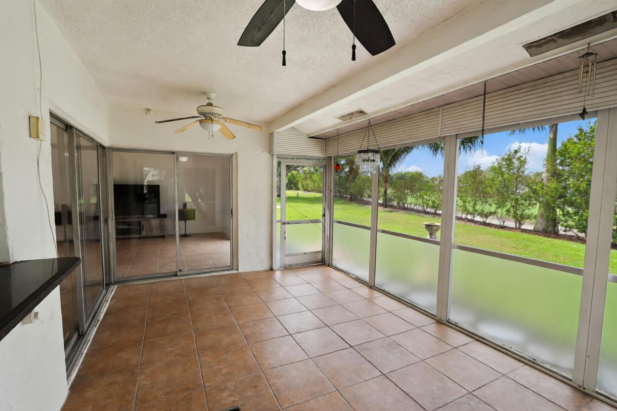 5667 North Cameo Drive Boca Raton, FL 33433 - Photo 7 of 20 a view of an entryway