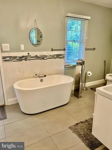 $6,800 | 1542 Crowell Road, Vienna, VA 22182