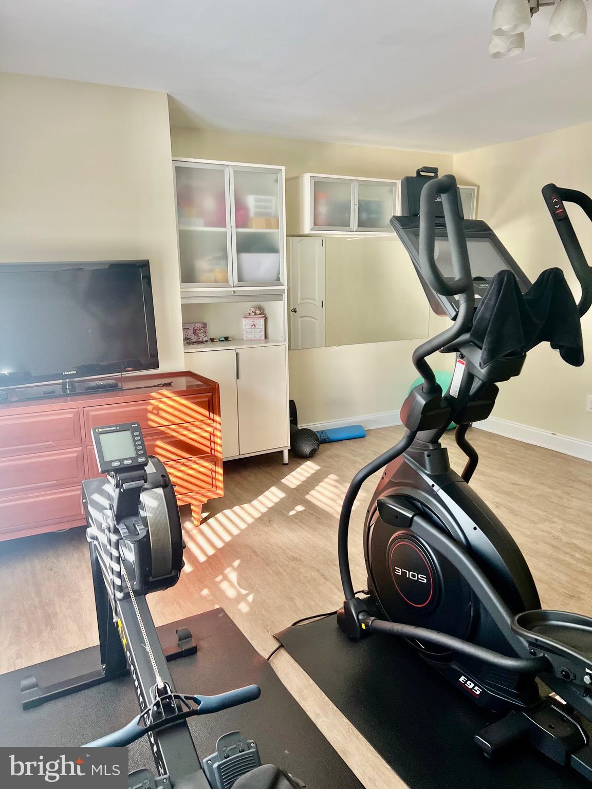 1542 Crowell Road Vienna, VA 22182 - Photo 21 of 55 a view of a room with gym equipment