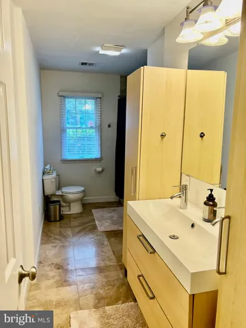 $6,800 | 1542 Crowell Road, Vienna, VA 22182