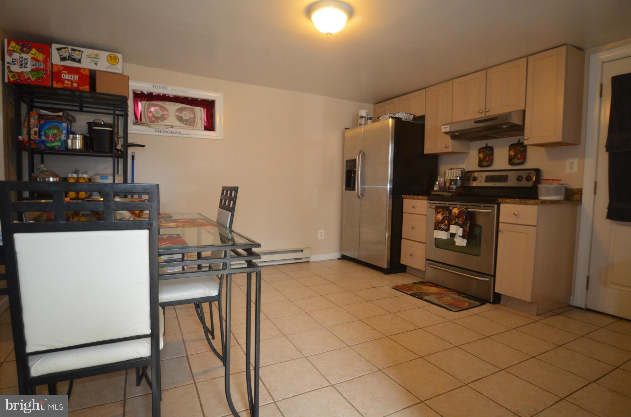 287 Paradise Road Aberdeen, MD 21001 - Photo 6 of 21 Kitchen