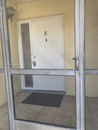 $1,800 | 1400 Jefferson Drive, Unit 1400E, Homestead, FL 33034