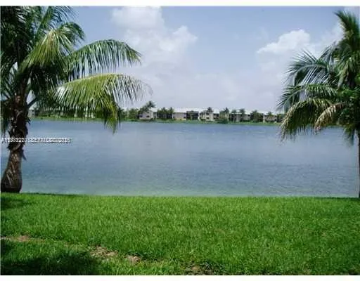 $1,800 | 1400 Jefferson Drive, Unit 1400E, Homestead, FL 33034