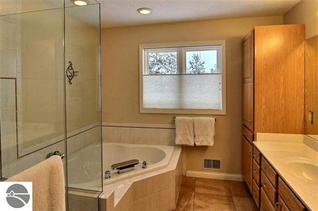 3977 Stone Ridge Drive Traverse City, MI 49684 - Photo 11 of 33 1741967-10.JPG