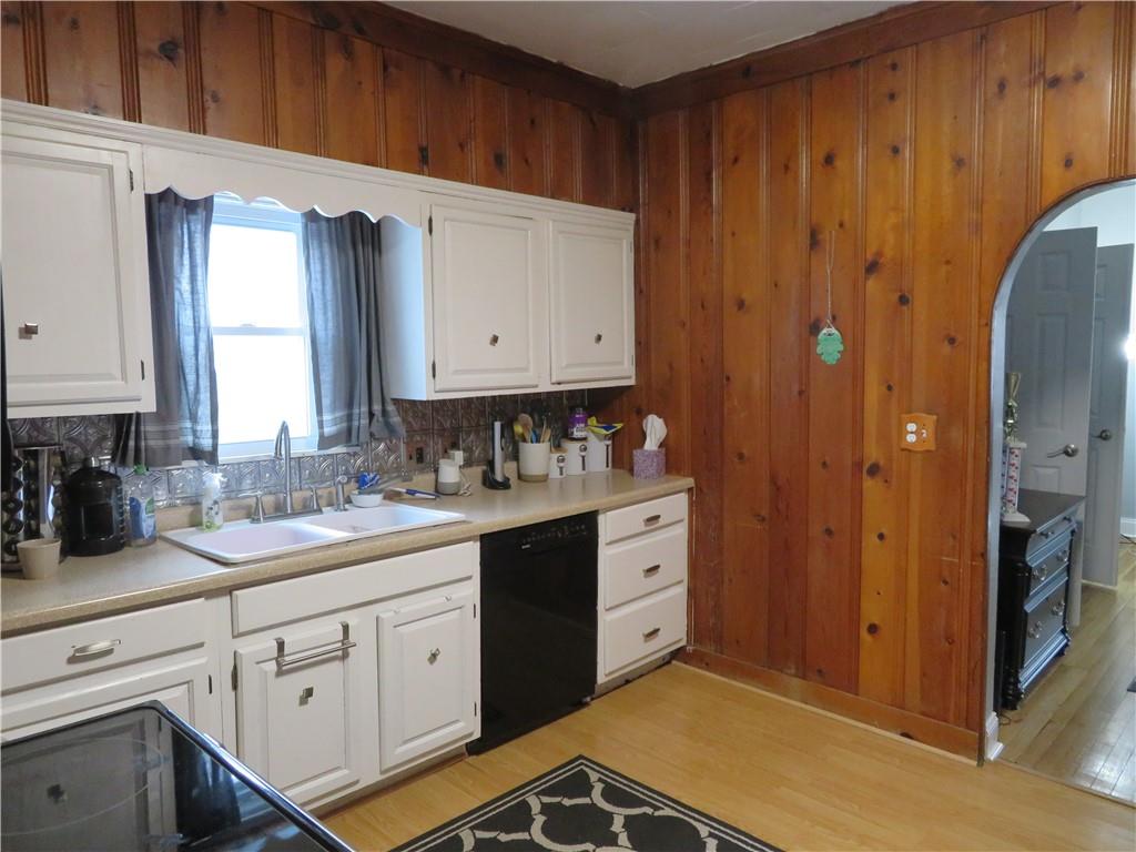 209 North Walnut Street Alexandria, IN 46001 - Photo 6 of 9