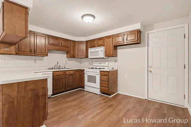 $275,000 | 12271 15 1/2 Mile Road, Marshall, MI 49068