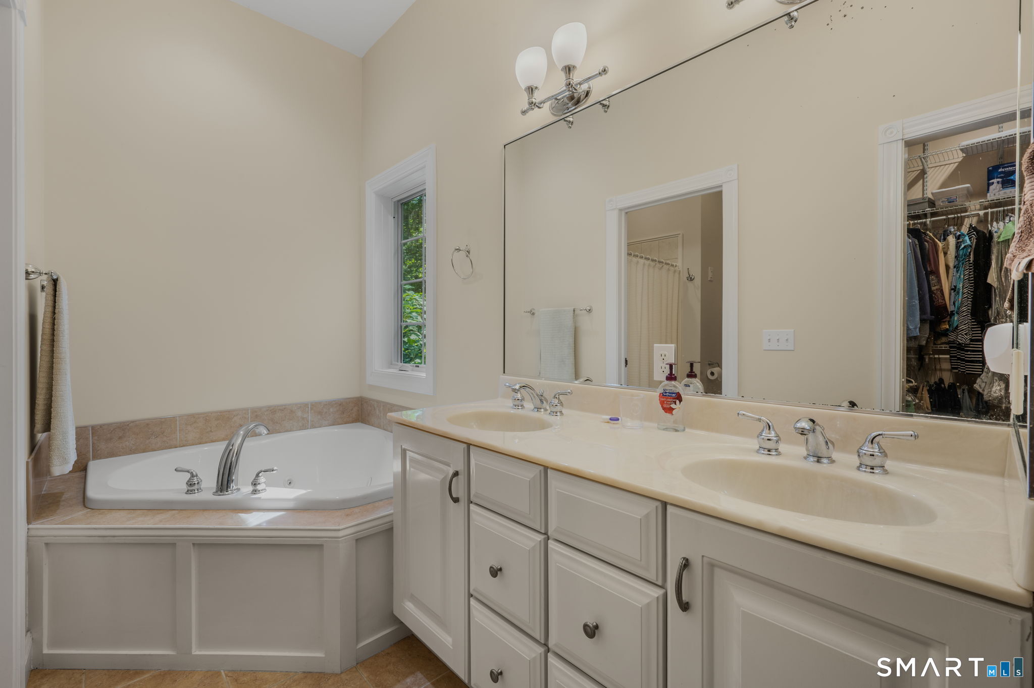 47 Stone Wall Road Salem, CT 06420 - Photo 16 of 32 Gallery Image 16