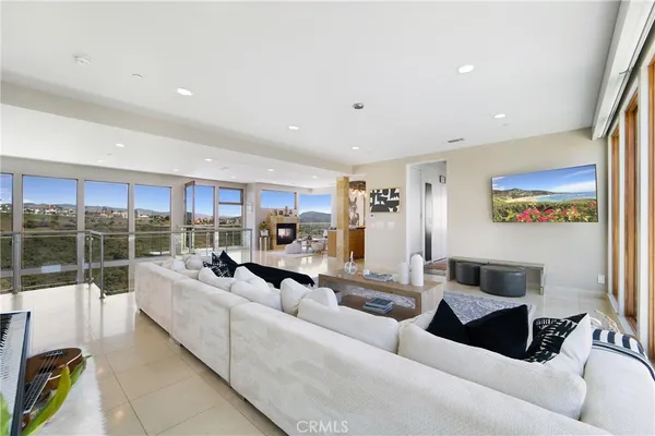 $14,500 | 875 Avenida Salvador, San Clemente, CA 92672