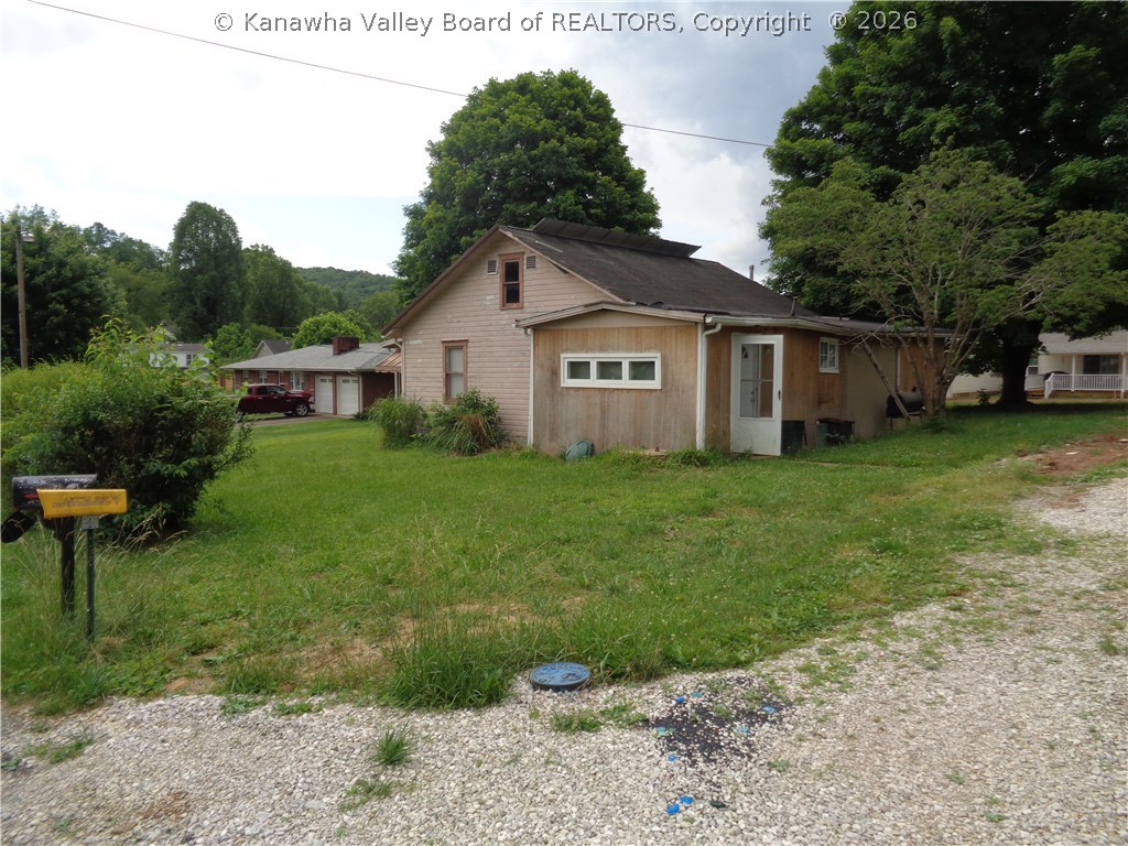 7 Maple Lane Elkview, WV 25071 - Photo 1 of 20 Gallery Image 1