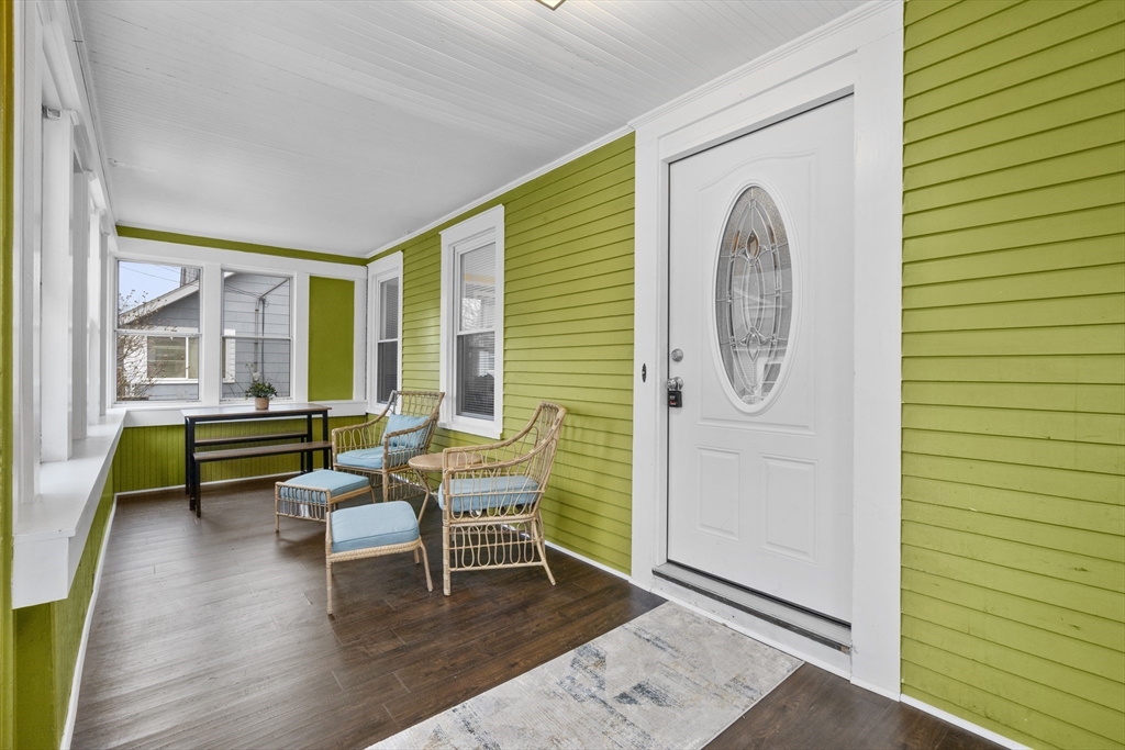 54 Ionia Street Springfield, MA 01109 - Photo 2 of 42 Gallery Image 2