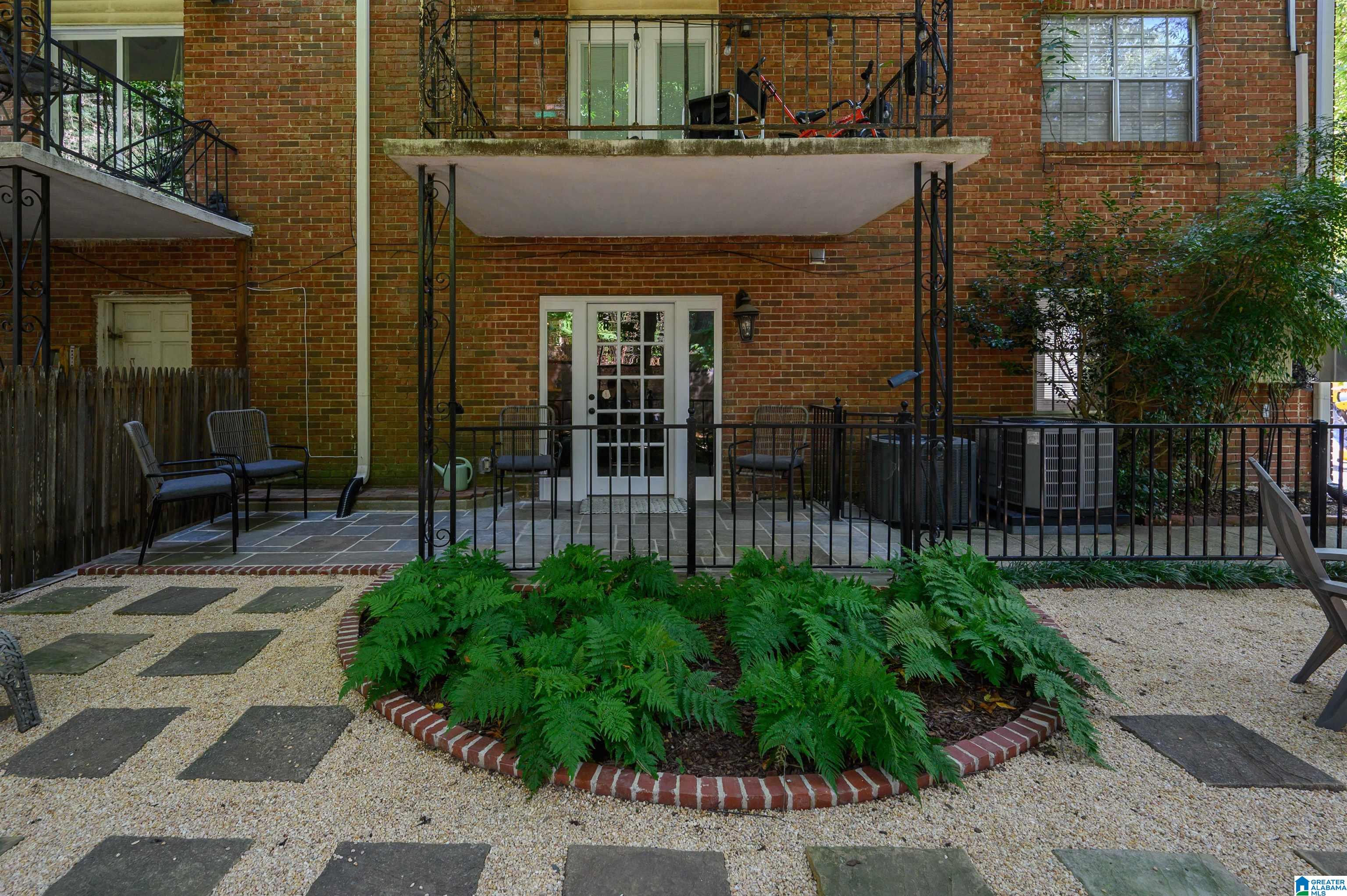 3401 Sandner Court, Unit R Birmingham, AL 35209 - Photo 29 of 48
