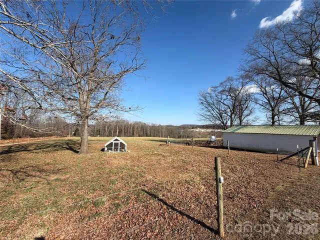 $1,125,000 | 1012 Gregory Drive, Hamptonville, NC 27020