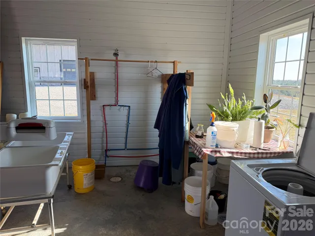 $1,125,000 | 1012 Gregory Drive, Hamptonville, NC 27020