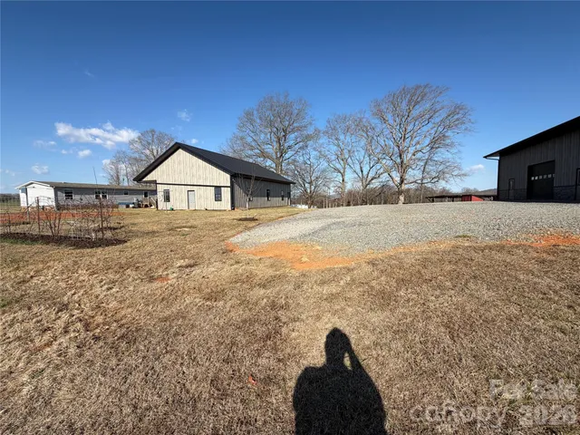 $1,125,000 | 1012 Gregory Drive, Hamptonville, NC 27020