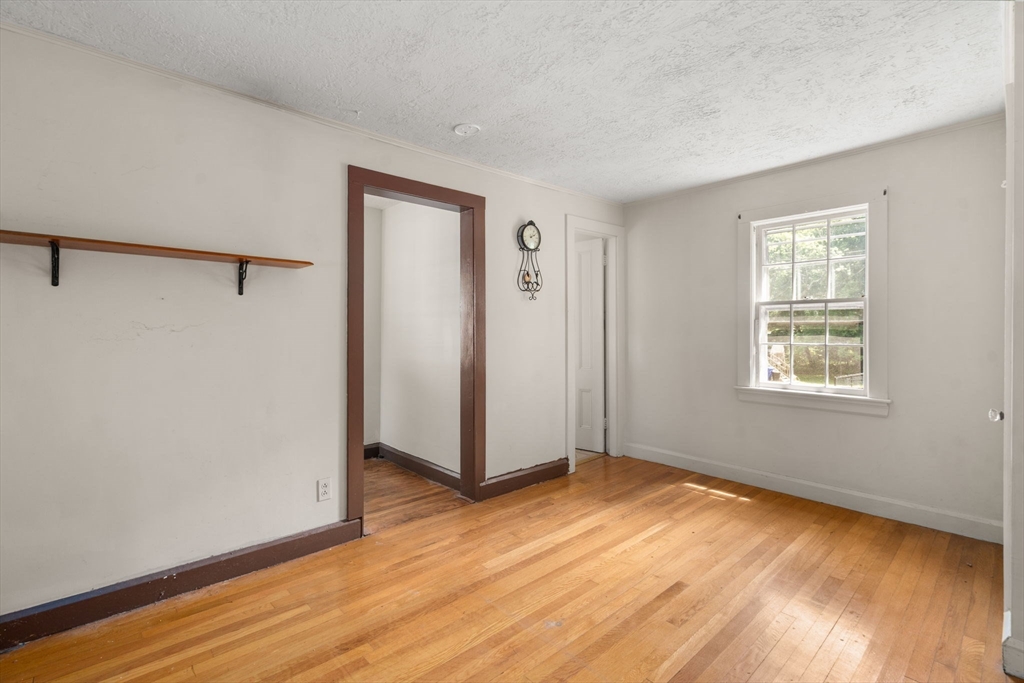 40 Fairfield Street Maynard, MA 01754 - Photo 7 of 38