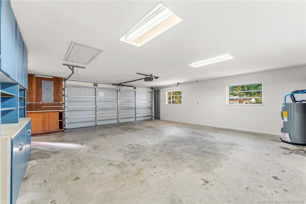 1201 Oak Avenue Fort Pierce, FL 34982 - Photo 29 of 43 a view of a garage