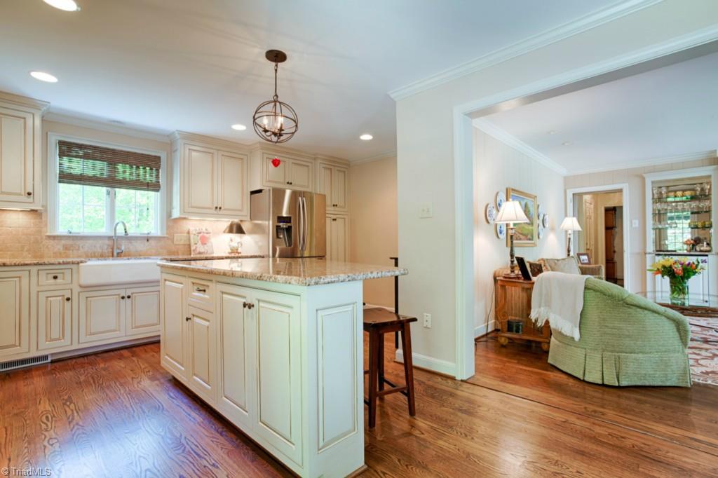 816 Dover Road Greensboro, NC 27408 - Photo 14 of 26 Gallery Image 14