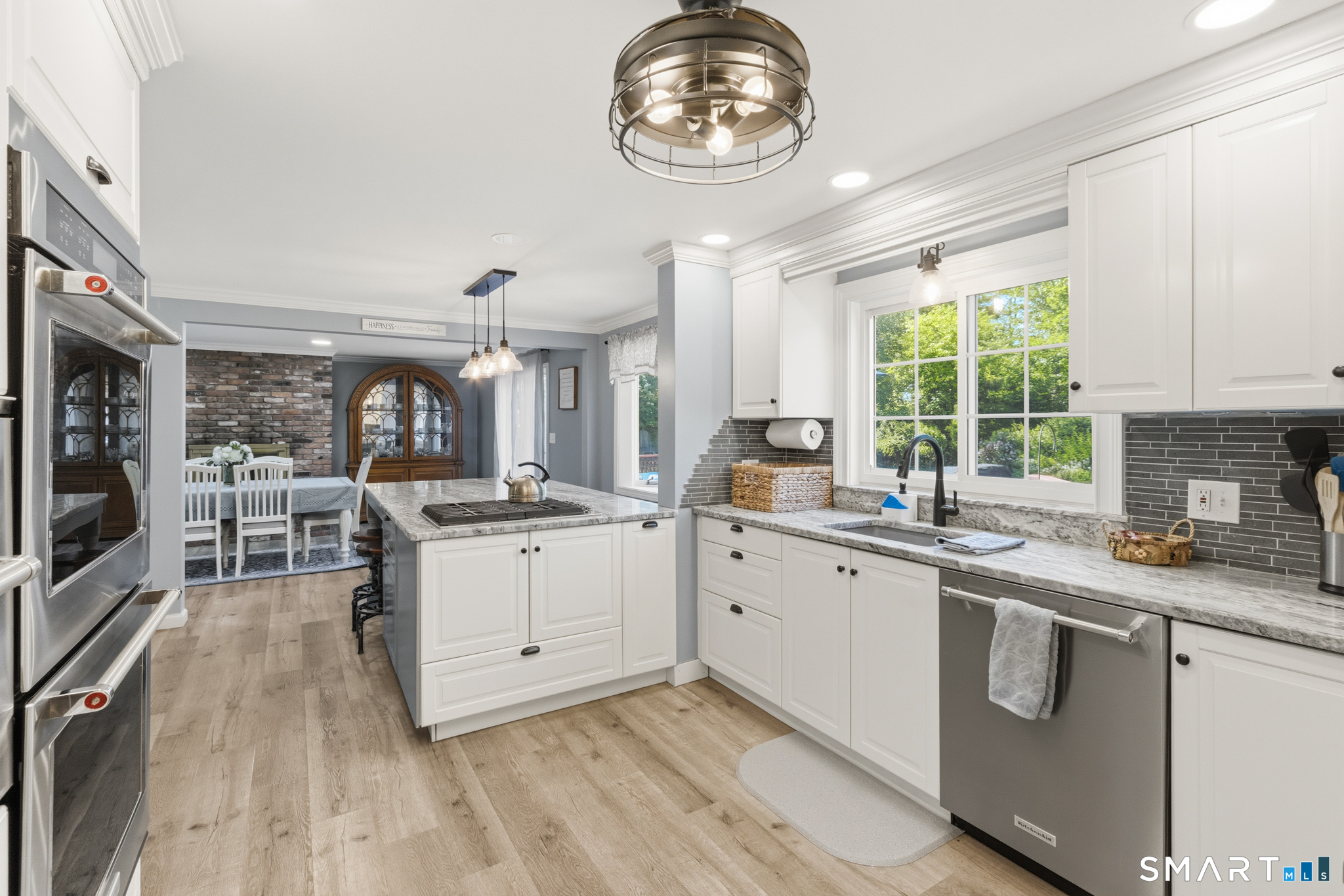 169 Tom Swamp Road Hamden, CT 06518 - Photo 13 of 40