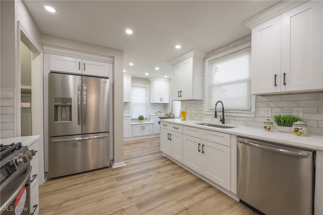 3963 Lansdale Road Cleveland, OH 44118 - Photo 11 of 50 Gallery Image 11