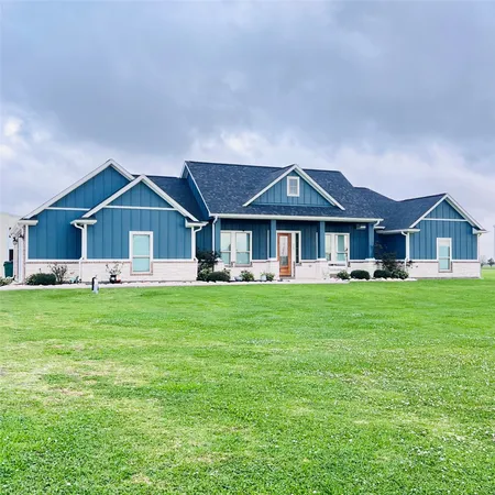 $630,500 | 320 Buffalo Trail, Angleton, TX 77515