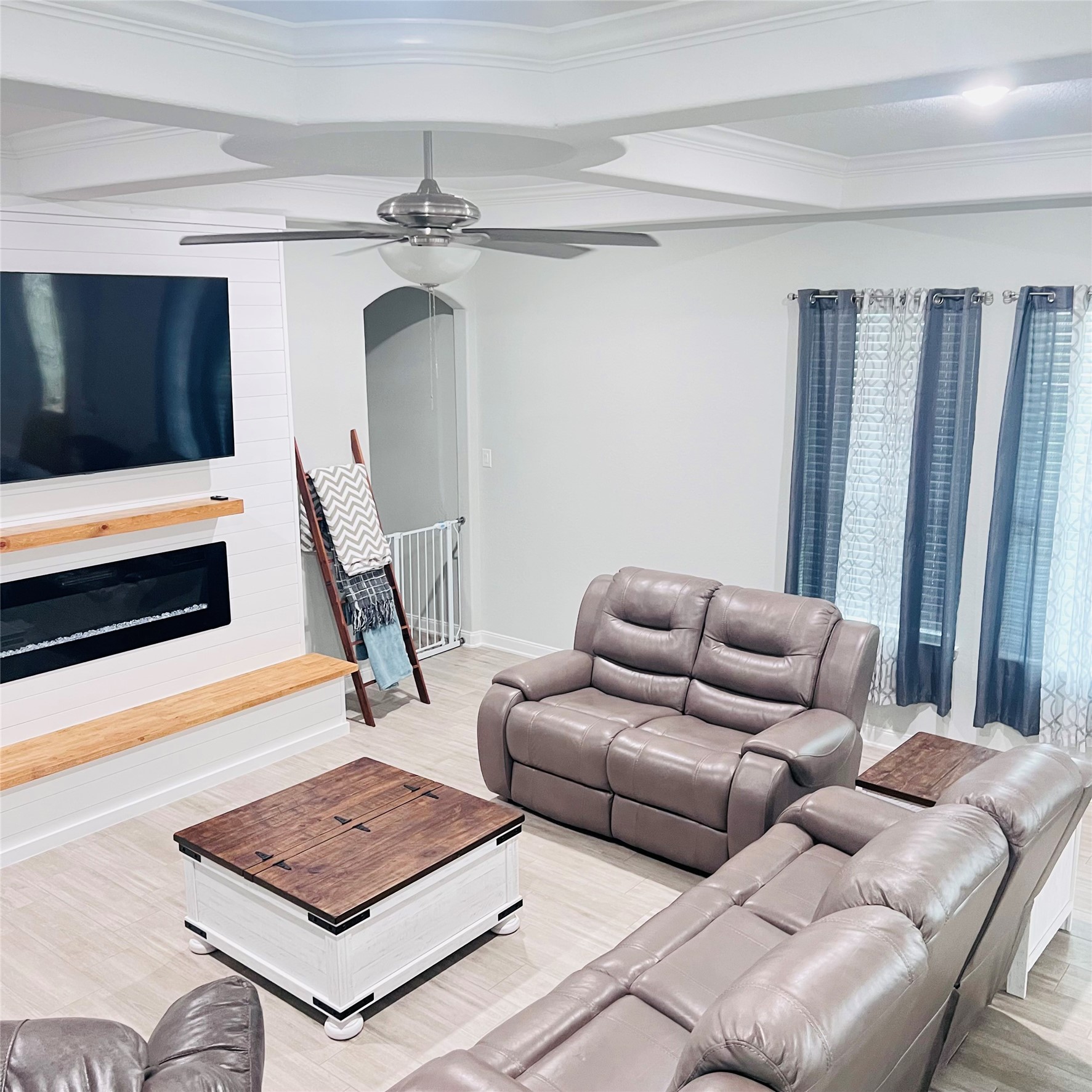 320 Buffalo Trail Angleton, TX 77515 - Photo 11 of 36