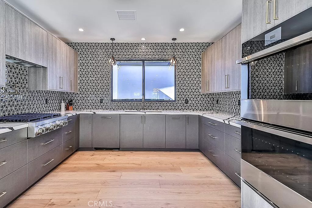 19532 Bermuda Street Porter Ranch, CA 91326 - Photo 14 of 74