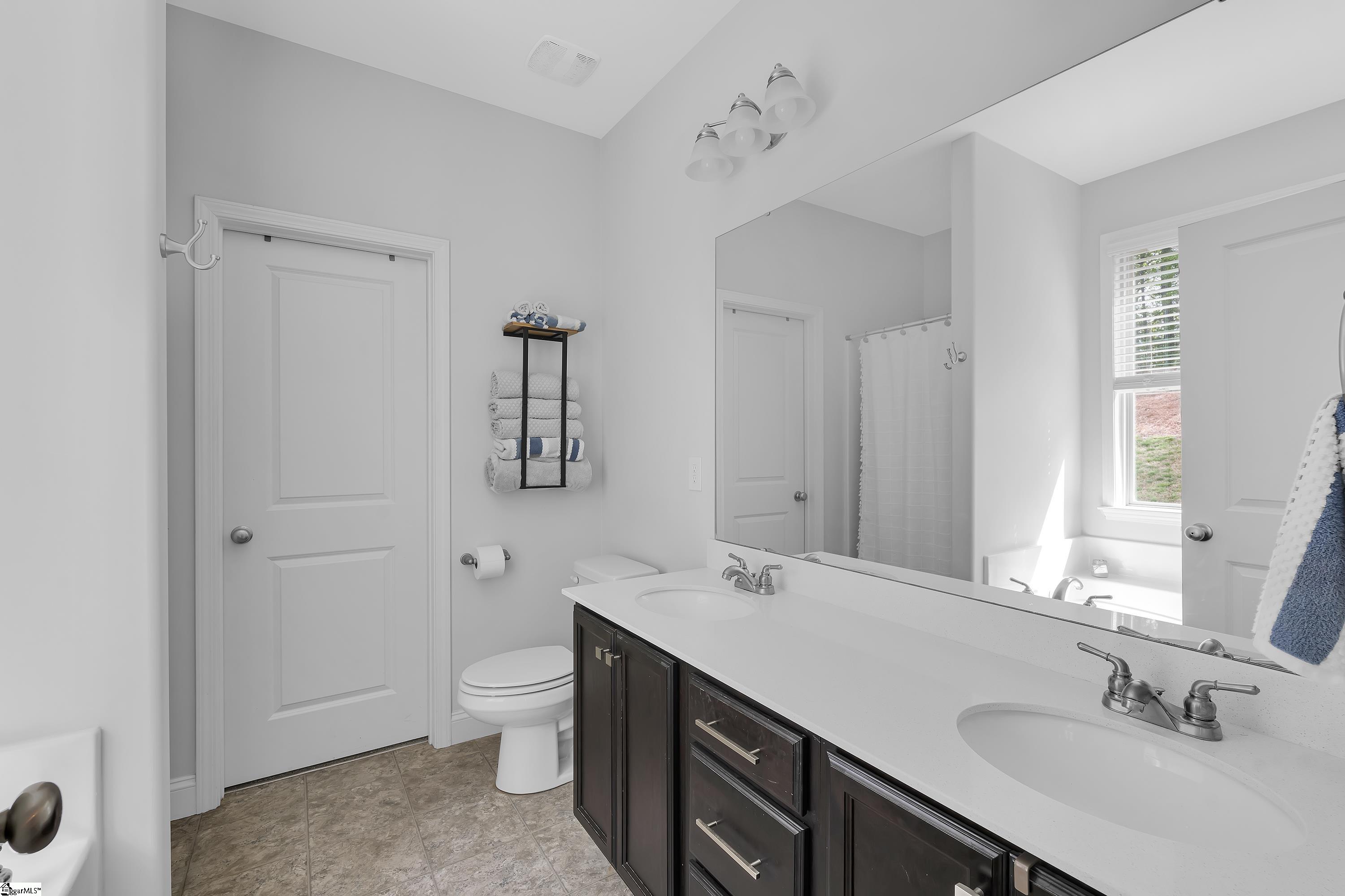 122 River Trace Loop Simpsonville, SC 29680 - Photo 15 of 24