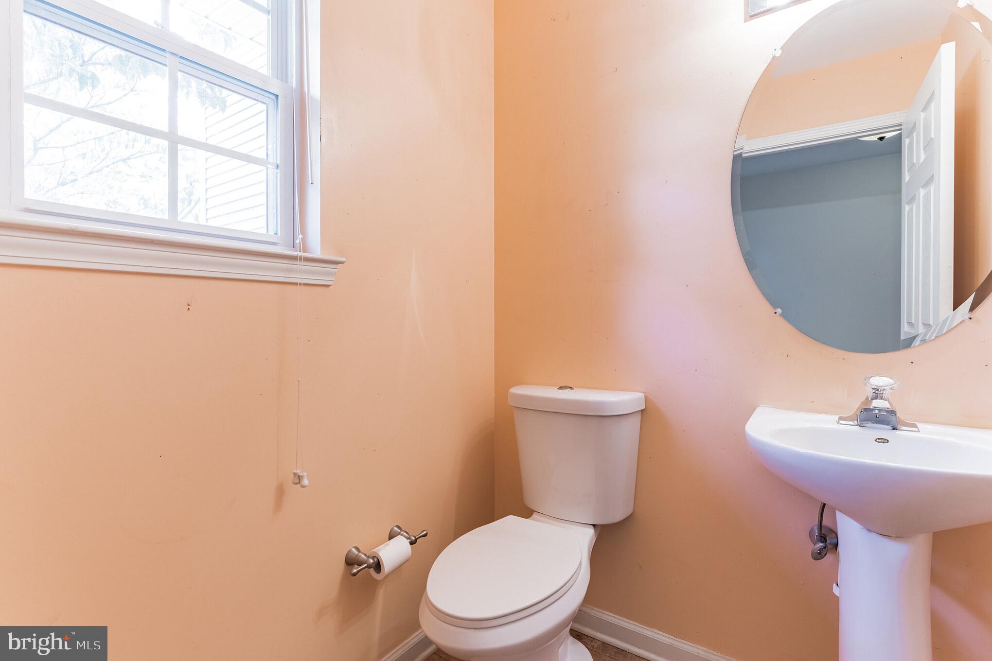 45 Simons Way Huntingdon Valley, PA 19006 - Photo 2 of 30