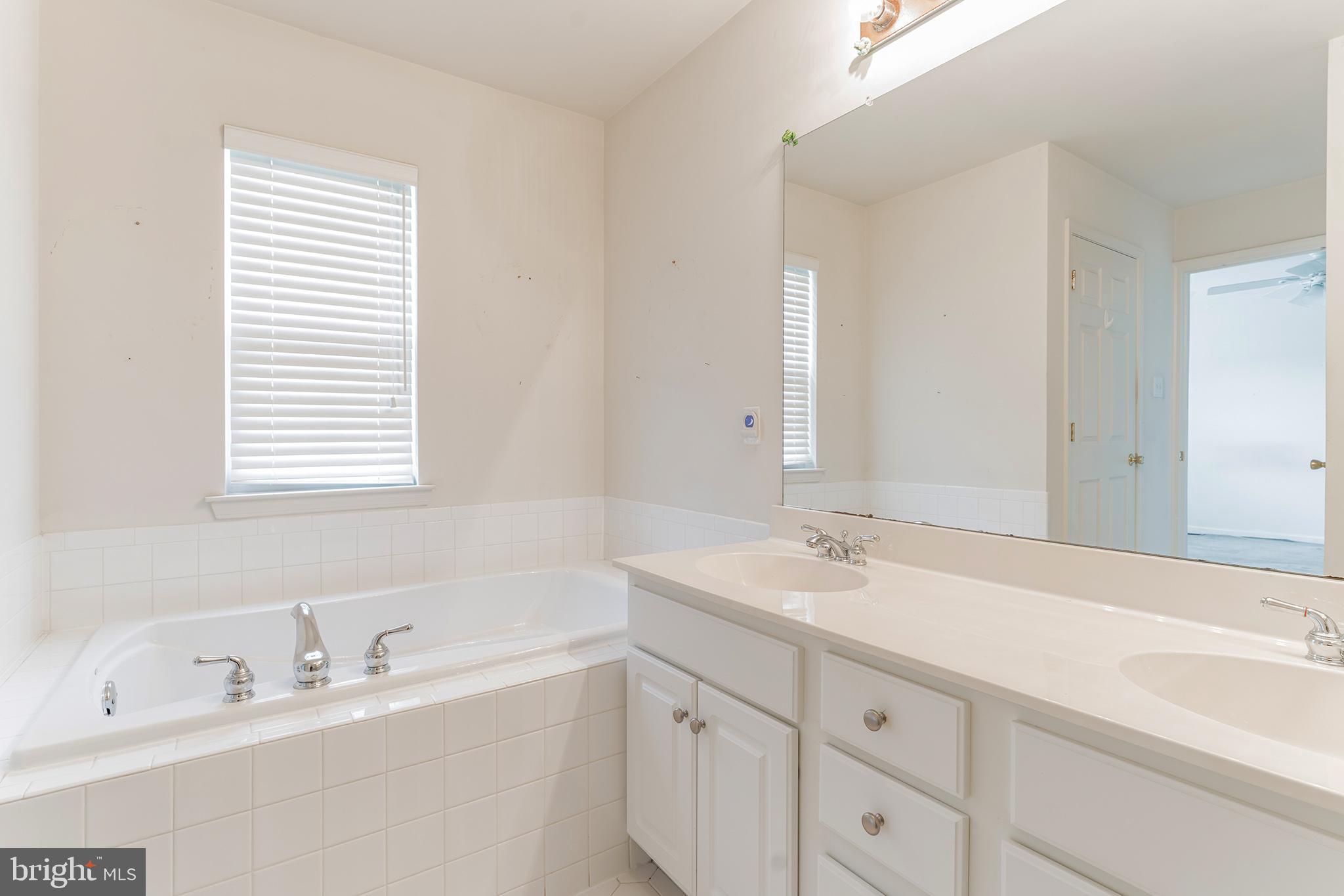 45 Simons Way Huntingdon Valley, PA 19006 - Photo 11 of 30