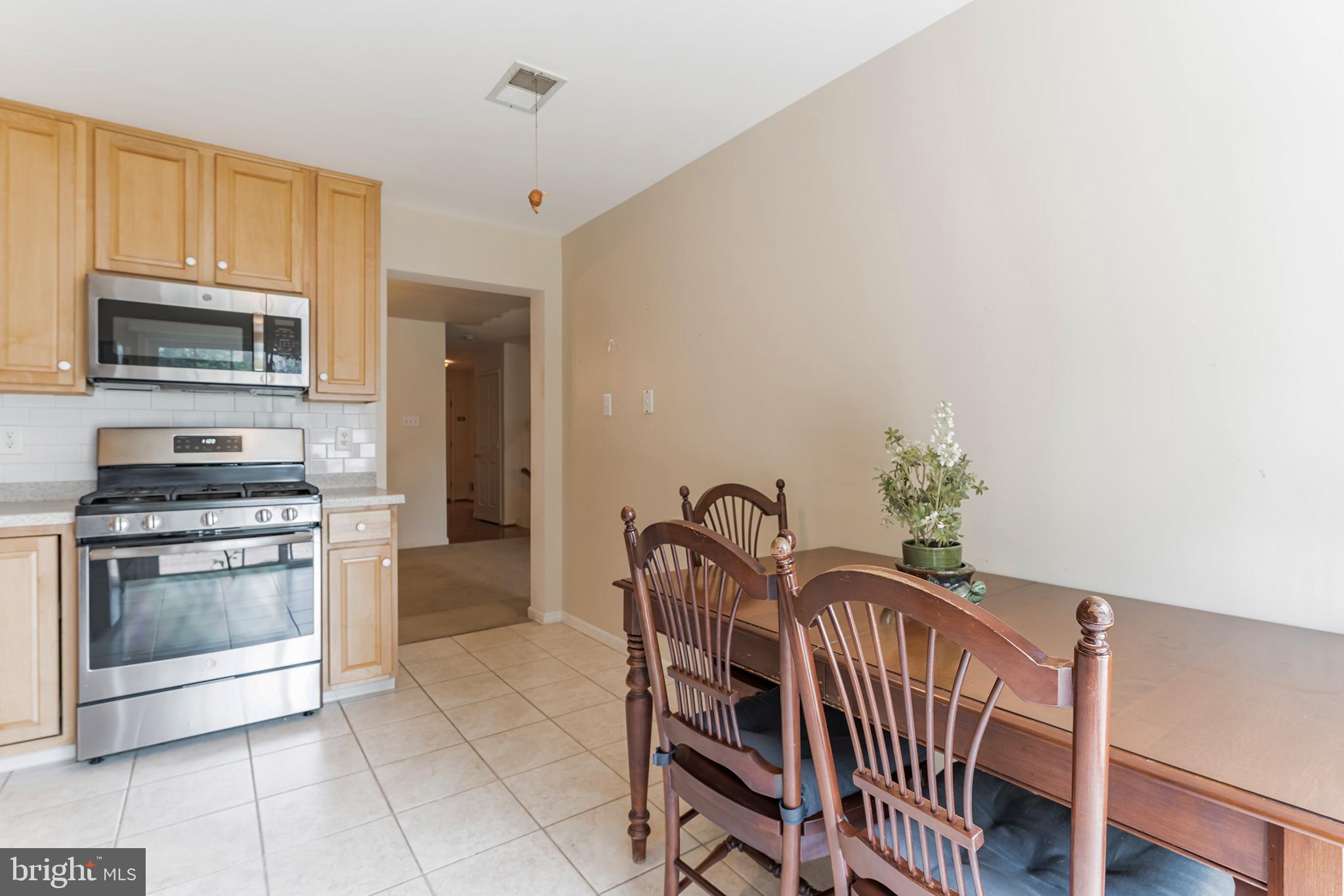 45 Simons Way Huntingdon Valley, PA 19006 - Photo 5 of 30