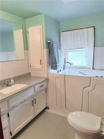 $259,900 | 105 Fremont Street, Wathena, KS 66090