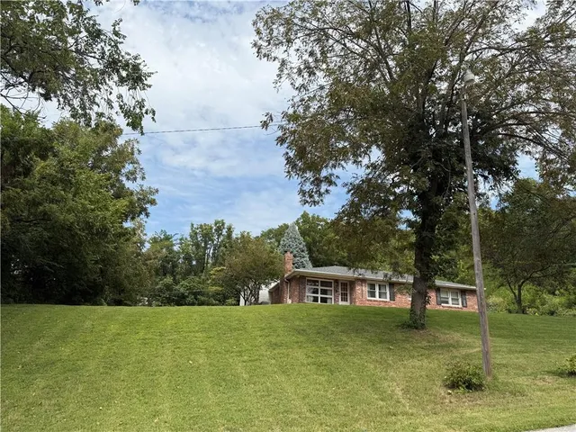 $259,900 | 105 Fremont Street, Wathena, KS 66090