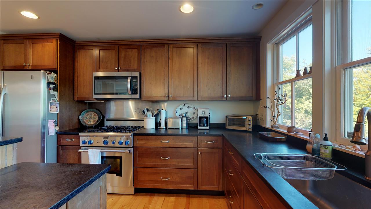 292 Lincoln Hill Road Huntington, VT 05462 - Photo 4 of 27 Gallery Image 4