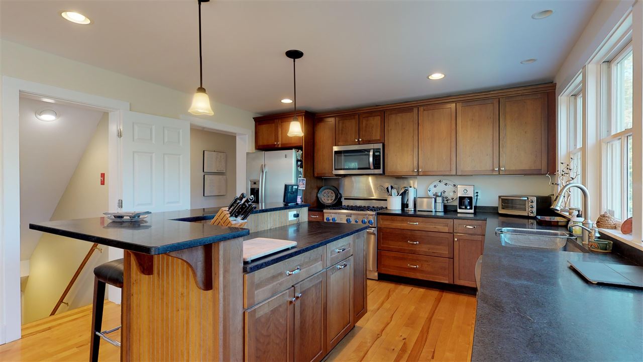 292 Lincoln Hill Road Huntington, VT 05462 - Photo 5 of 27 Gallery Image 5