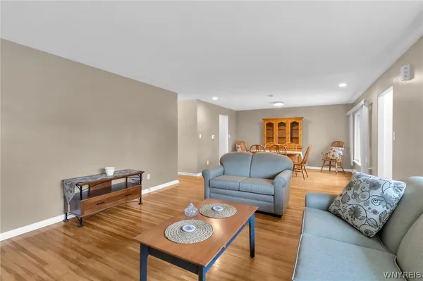$369,000 | 196 Hartford Avenue, Tonawanda, NY 14223