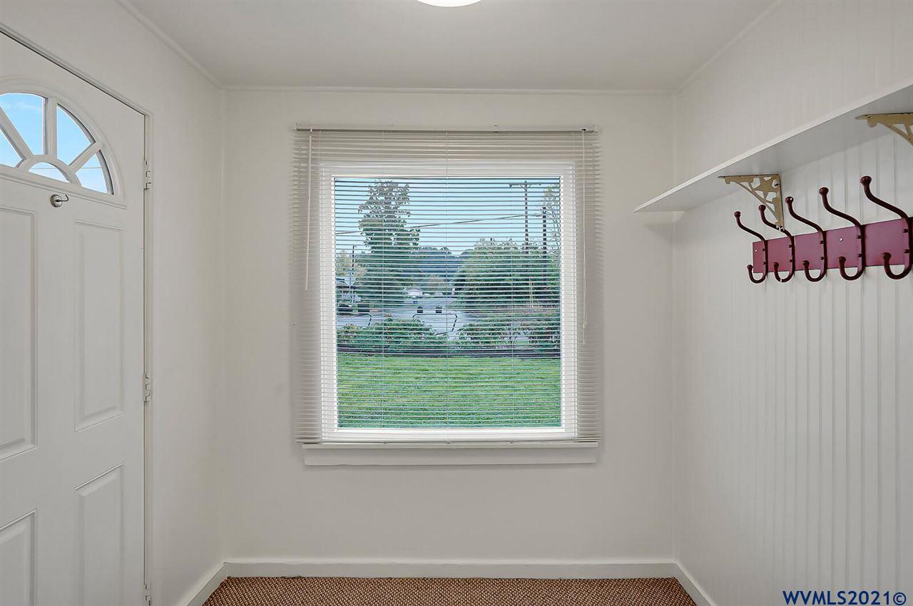 711 Airport Road Lebanon, OR 97355 - Photo 10 of 31 Gallery Image 10