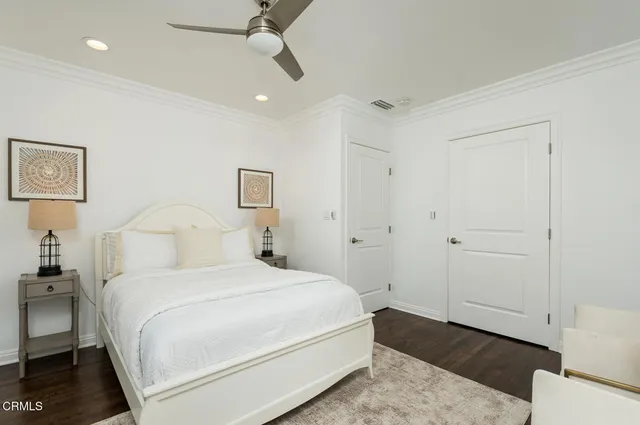 $3,295,000 | 2042 Los Amigos Street, La Canada Flintridge, CA 91011