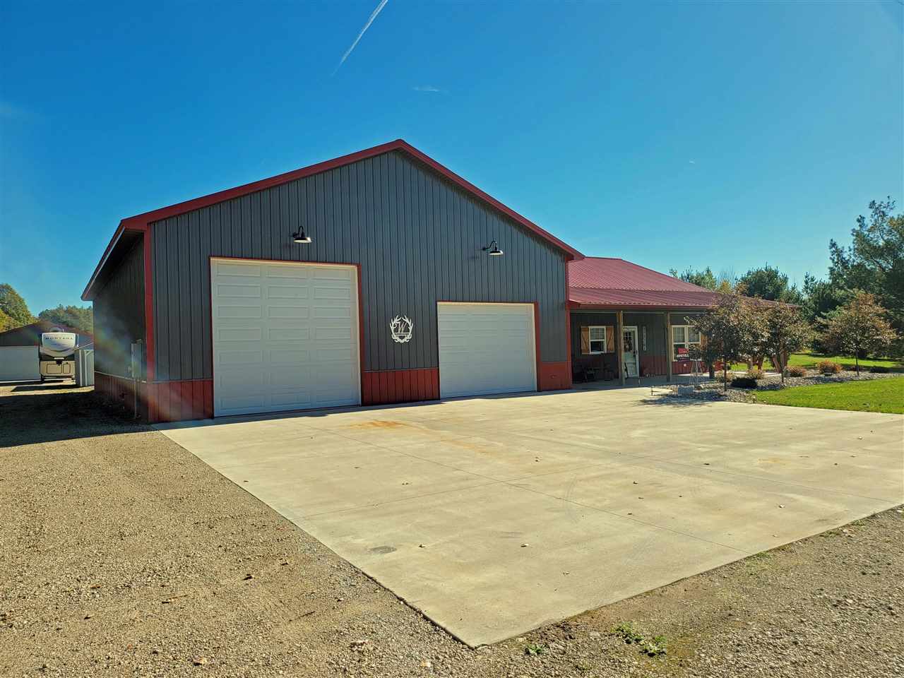 7589 Irish Road Millington, MI 48746 - Photo 13 of 34