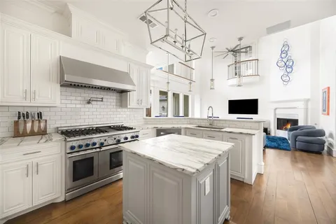 $1,940,000 | 6560 Vanderbilt Avenue, Dallas, TX 75214