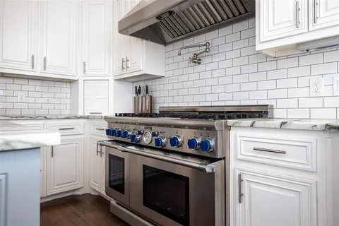 $1,940,000 | 6560 Vanderbilt Avenue, Dallas, TX 75214